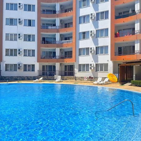 Riviera Fort Beach Apartments By Kalina Resort, Ravda Luaran gambar