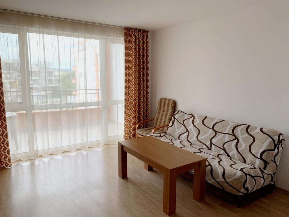 Riviera Fort Beach Apartments By Kalina Resort, Ravda Luaran gambar
