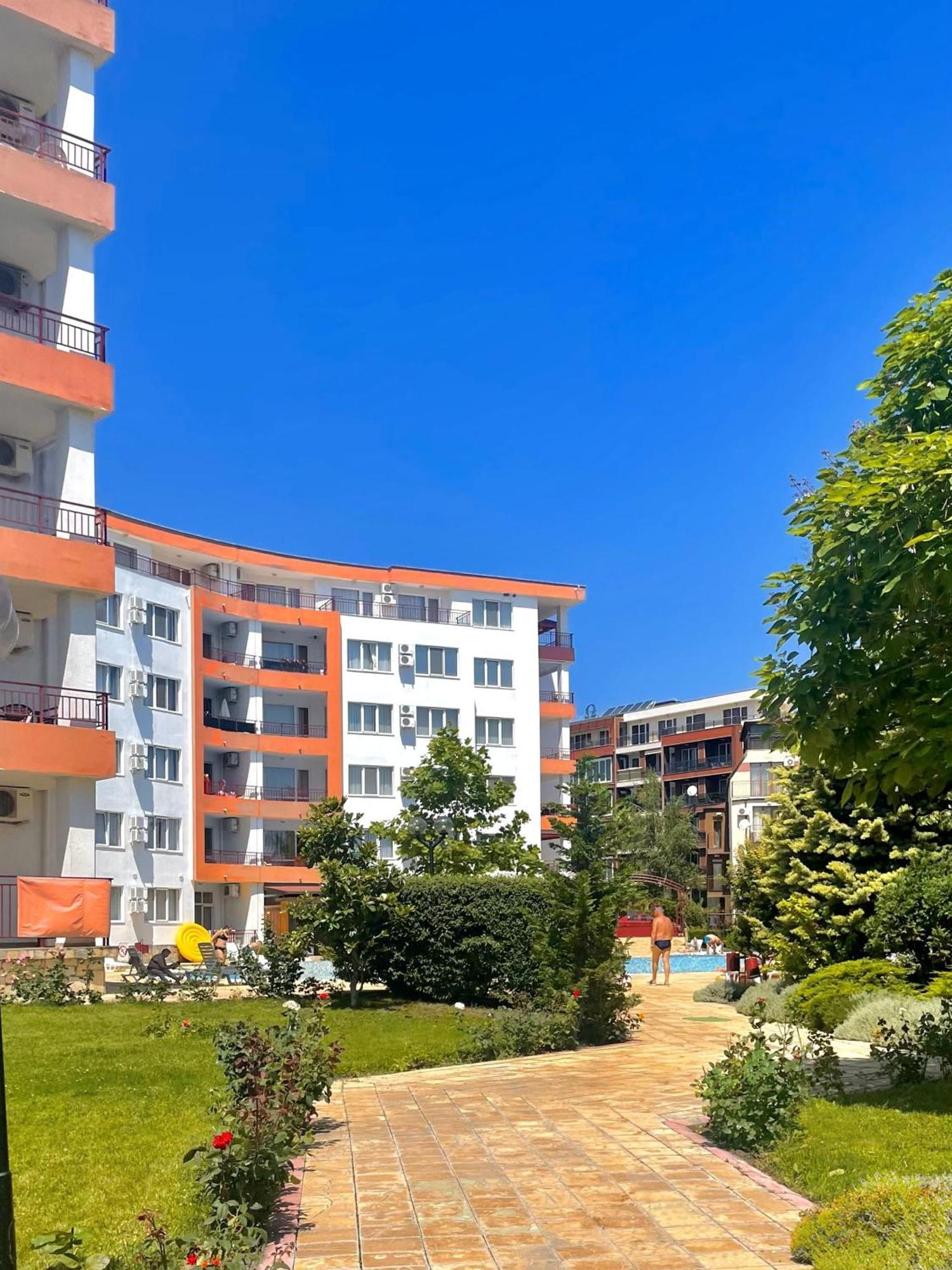 Riviera Fort Beach Apartments By Kalina Resort, Ravda Luaran gambar