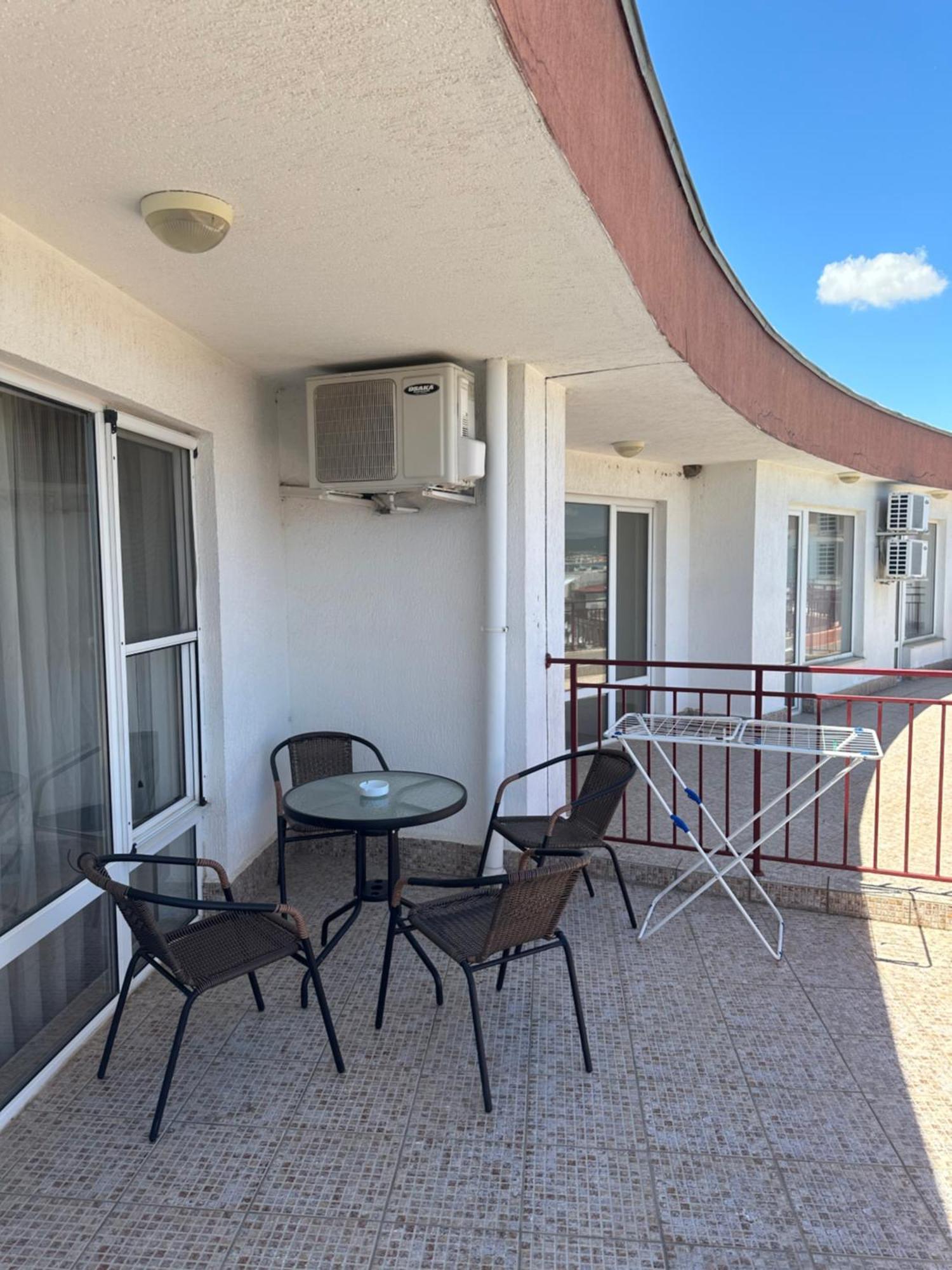 Riviera Fort Beach Apartments By Kalina Resort, Ravda Luaran gambar