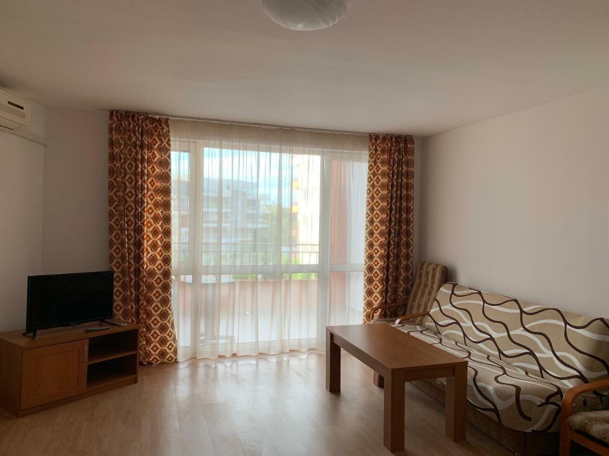 Riviera Fort Beach Apartments By Kalina Resort, Ravda Luaran gambar